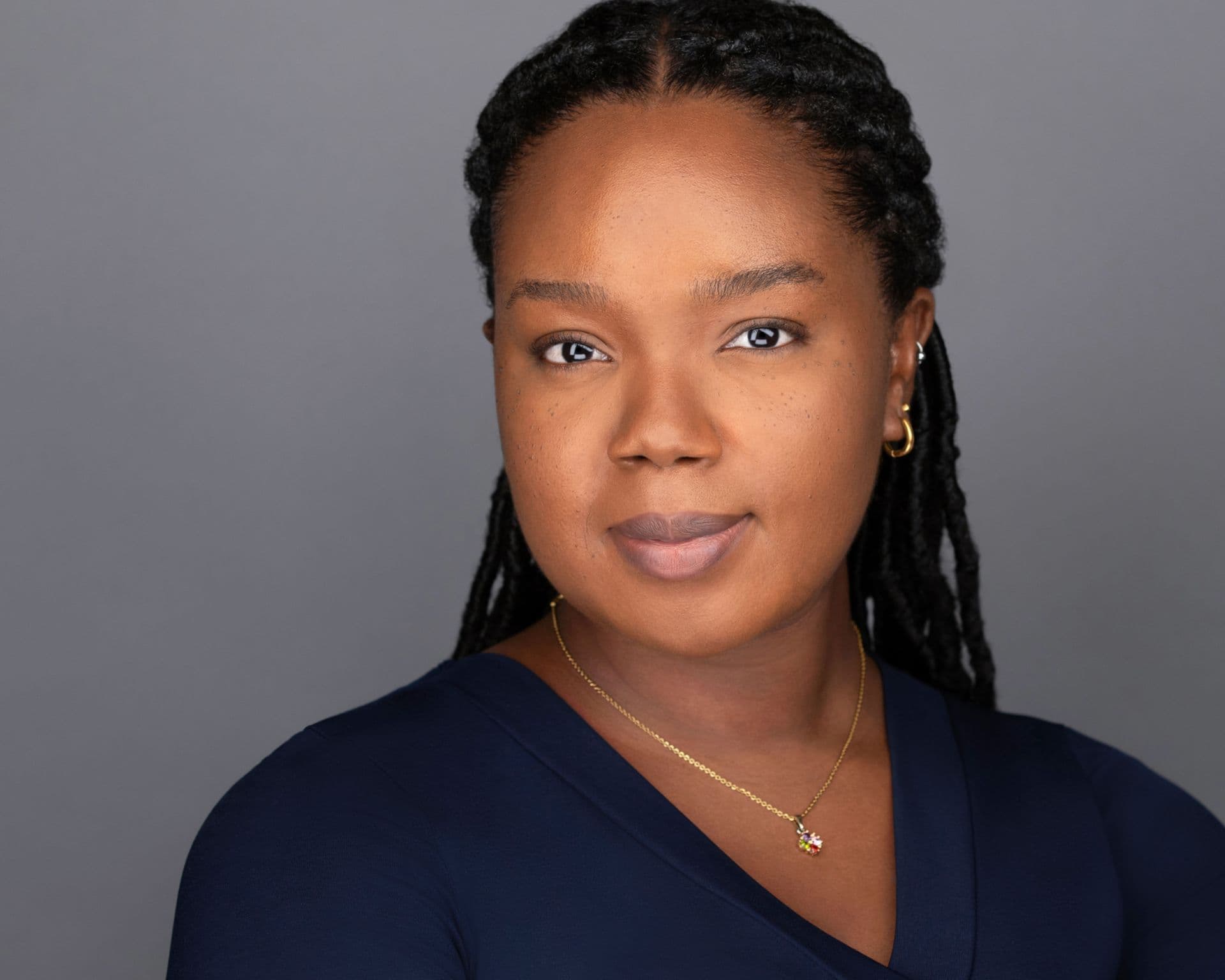 Professional headshot — Teresa